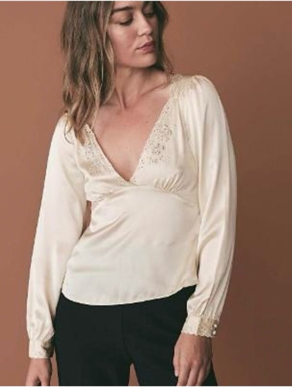 FREYDA TOP - MOTHER OF PEARL
MOTHER OF PEARL / M